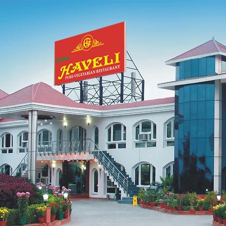 Gajraula Haveli Resort Kültér fotó